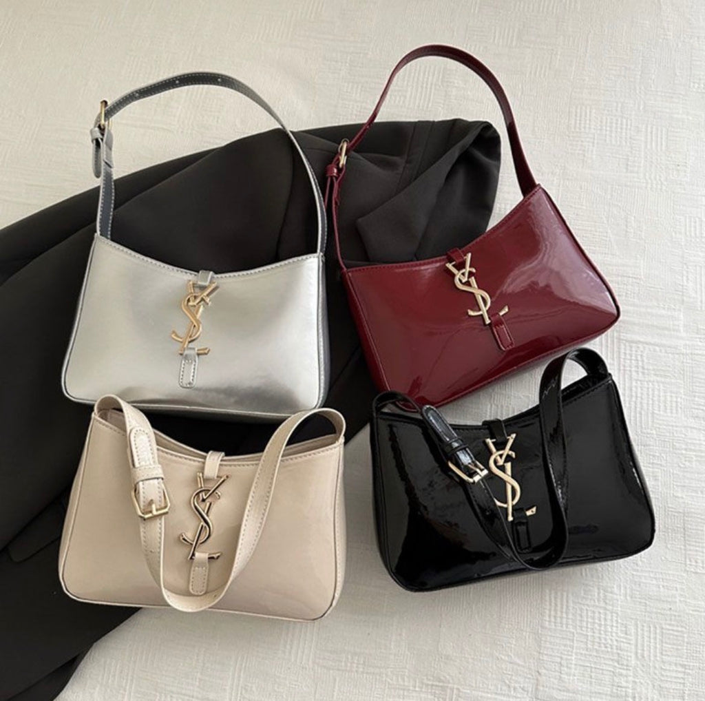 Saint Laurent Le 5 À 7 — Patent Leather Bag